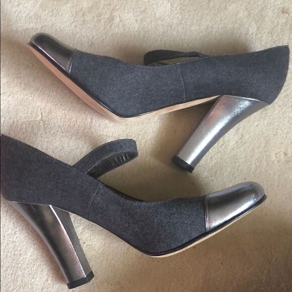 Like New Kate Spade Wool Round Toe Heels 8.5 - Picture 1 of 8